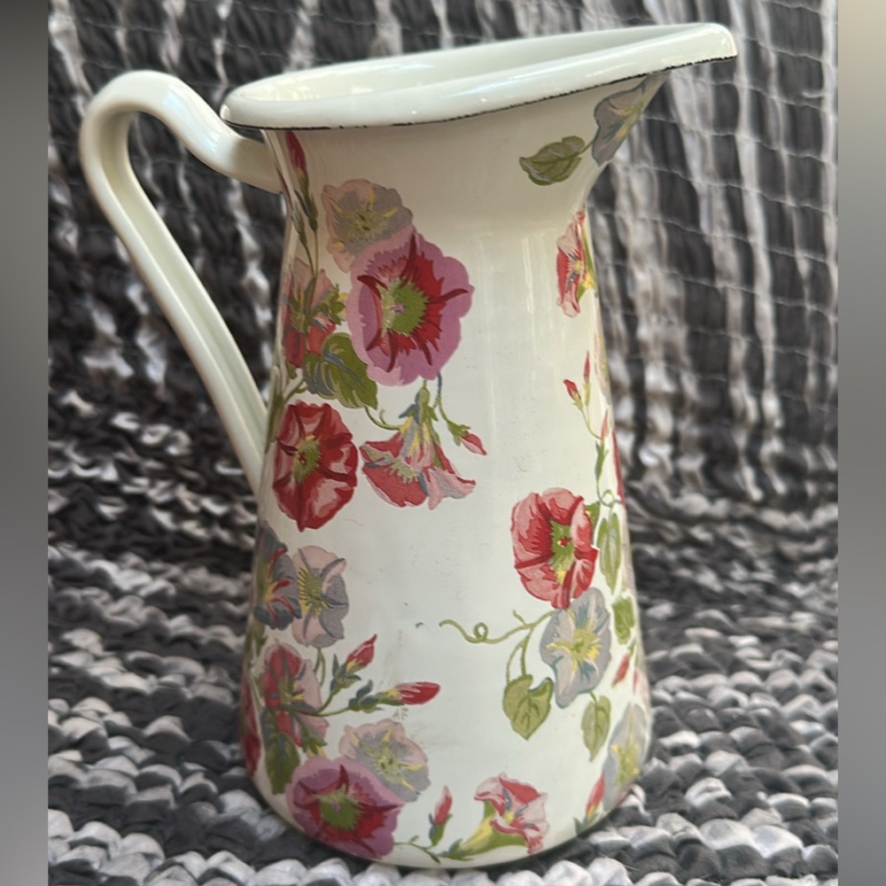 Mackenzie Childs retired Morning Glory Practical Pitcher, S. BNWT.